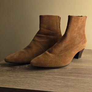 Clarks Suede Camel Tan Ankle Boots